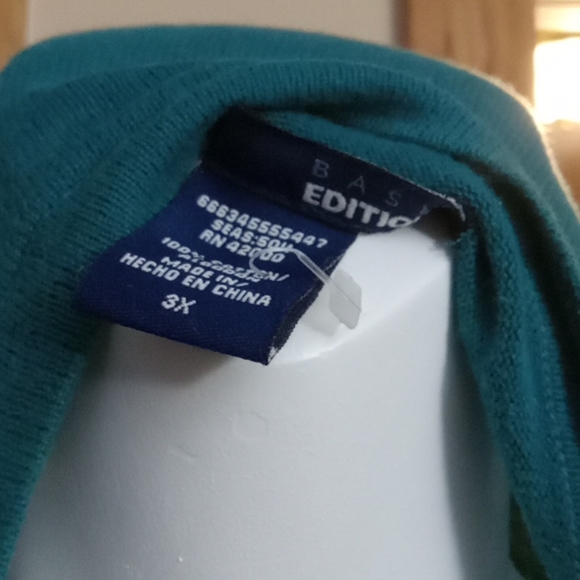 Teal and blue attached sweater set - Picture 2 of 4